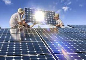 بزرگترین نیروگاه خورشیدی کشور در اصفهان به بهره برداری می رسد