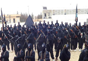 گاردین: خروج گروهیِ جنگجویان خارجی، داعش را تضعیف می‌کند