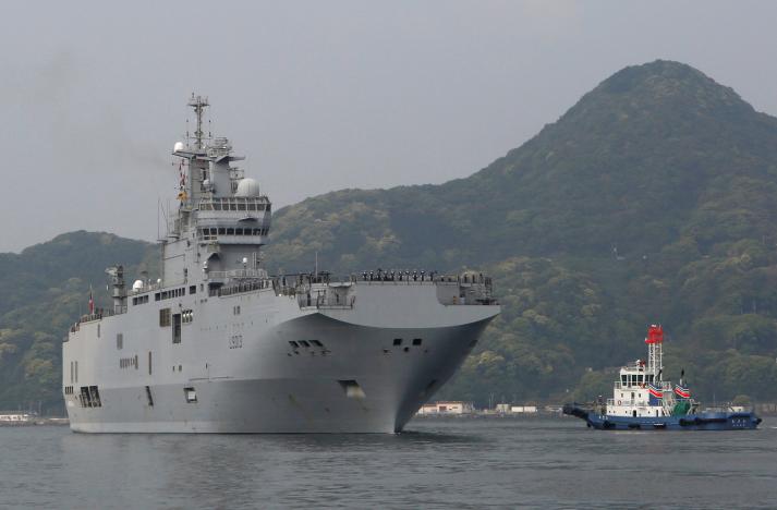 ورود ناوهواپیمابر فرانسه به پایگاه دریایی ژاپن برای شرکت در رزمایش های دریایی