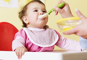 تغذیه کودک یک ساله چیست؟