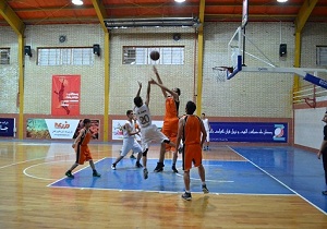 مسابقات بسکتبال جام رمضان در شاهرود آغاز شد