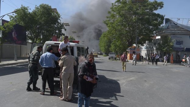 انفجار در نزدیکی دفتر صداو سیمای کابل/ تلفات به ۸۰ کشته و بیش از ۳۵۰ زخمی رسید + عکس و فیلم