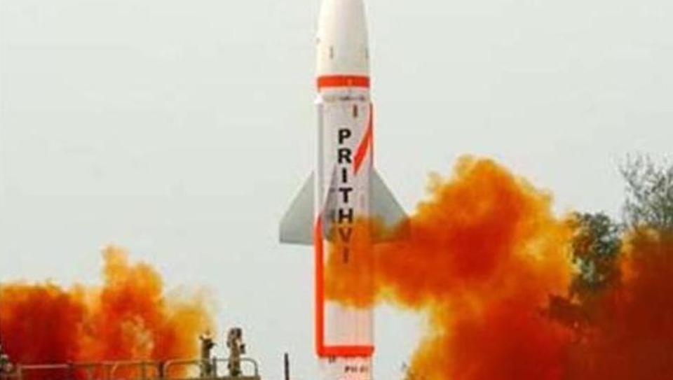 هند یک موشک با قابلیت حمل کلاهک هسته‌ای را با موفقیت آزمایش کرد