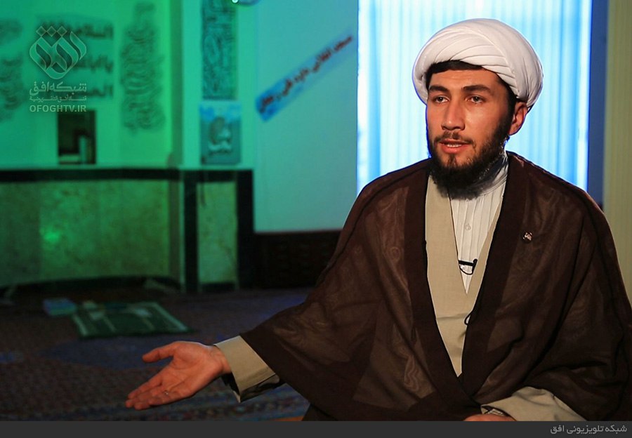 روحانی جوانی که یک تنه یک مسجد را احیا کرد