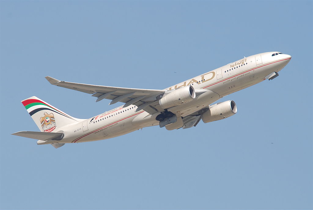‌پروازهای امارات به قطر به حالت تعلیق درمی‌آید