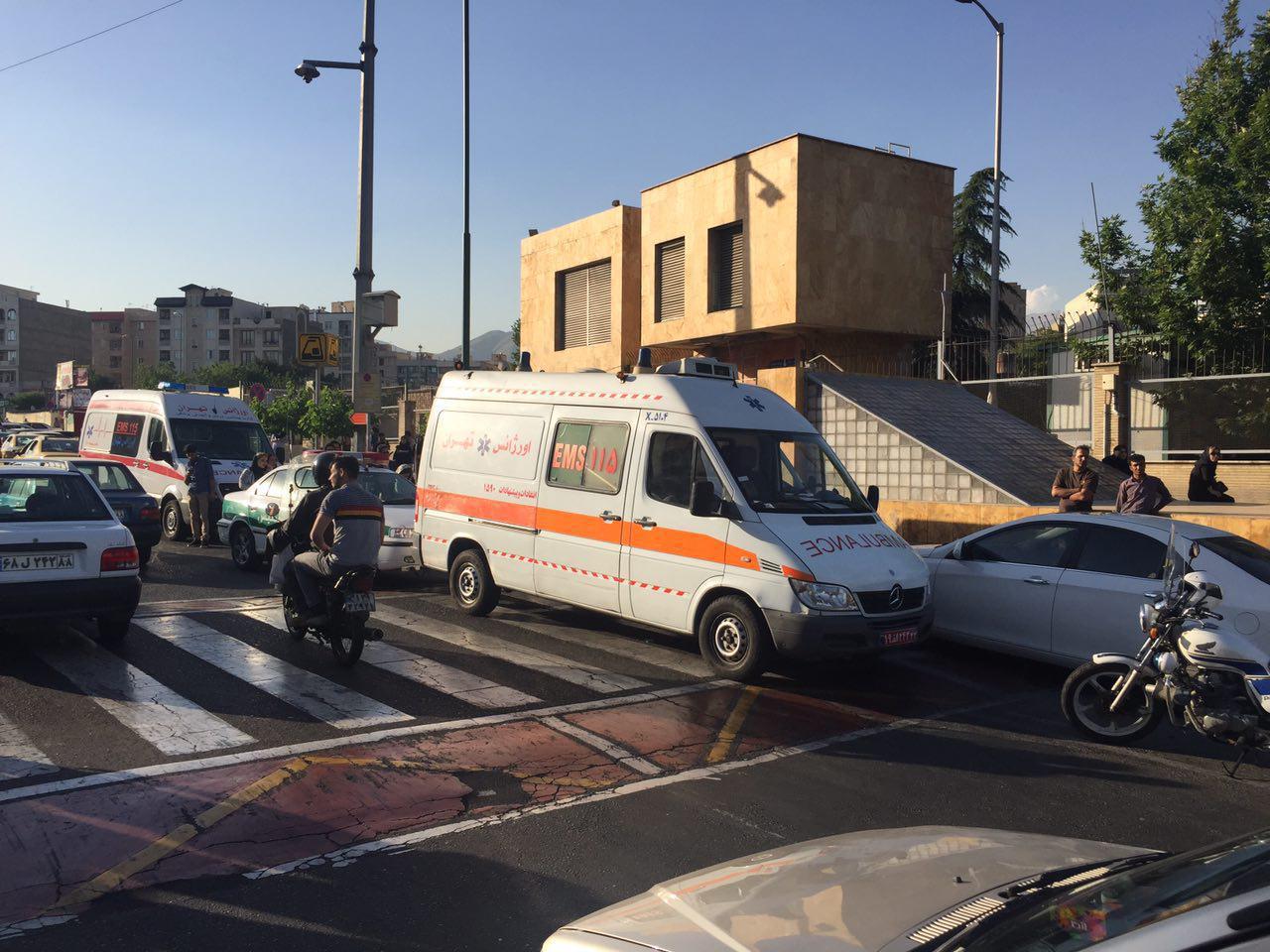 تصادف شدید 2 قطار مترو تهران در ایستگاه طرشت/تردد قطارها در خط 2 مترو تعطیل شد