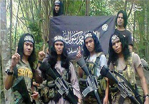 اعلام حکومت نظامی در جنوب فیلیپین/ ورود تروریست‌های داعش به شهر مراوی