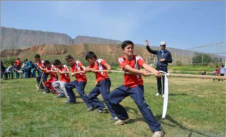 جشنواره بازی های بومی و محلی در روستای رشک کوهبنان