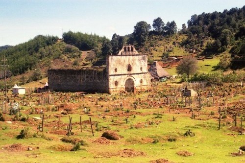 وحشتناک‌ترین قبرستان‌‌های دنیا ! +عکس
