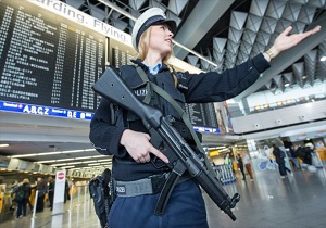 تهدید به بمب‌گذاری موجب تخلیه فرودگاه اشتوتگارت آلمان شد