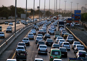 ترافیک پرحجم در آزادراه کرج-تهران