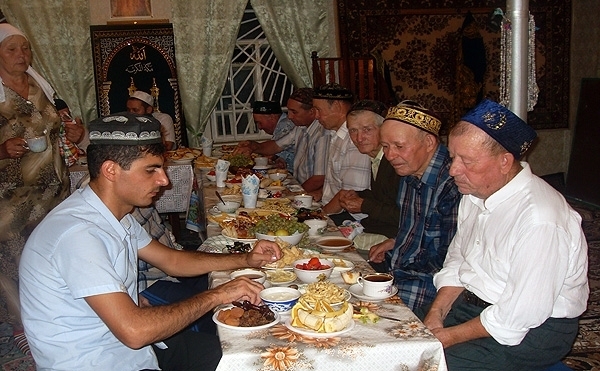 «رب من»خوانی؛نماد تجلی ماه مبارک رمضان در تاجیکستان
