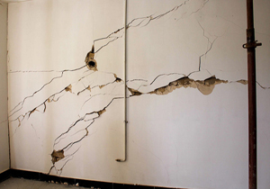 کمبود فضای آموزشی بر اثر زلزله در بجنورد