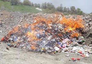 امحاء بیش از 16 تن مواد غذایی فاسد در اردبیل