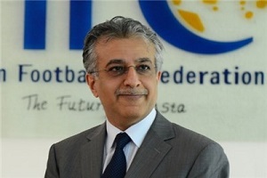 پیام تبریک شیخ سلمان به تیم داوری فوتبال ایران