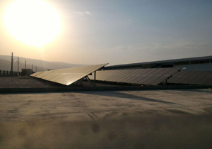بزرگترین مجموعه صنعتی پنل‌های خورشیدی کشور در شیراز افتتاح می شود