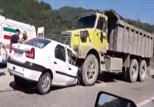 تصادف مرگبار کامیون با خودرو سواری + فیلم
