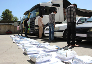 انهدام باند بزرگ قاچاق مواد مخدر در شاهین شهر