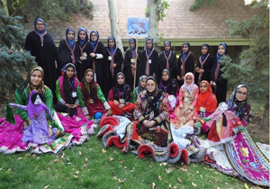 حضور دانش آموزان فارسی در اردوی مناطق مرزی کشور