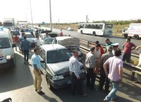 یک کشته در برخورد سه دستگاه خودرو در زنجان