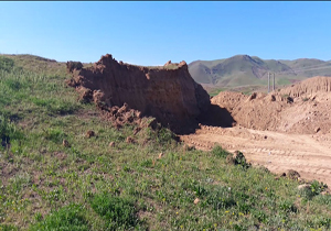 تخریب مراتع در روستای «گونی کندی» + فیلم