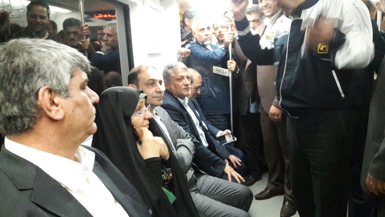 مترو سواری شورای پنجمی ها در روز اول کاری + فیلم و عکس