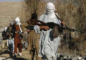 حمله انتحاری به پایگاه نظامی بگرام آمریکا در افغانستان