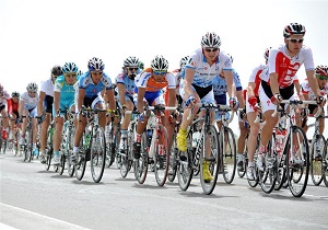 رقابت رکاب‌ زنان قم در لیگ دوچرخه‌سواری