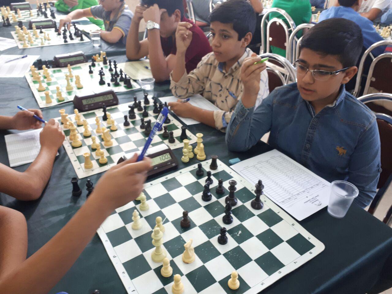 رفسنجان و سیرجان قهرمان رقابت های شطرنج استان