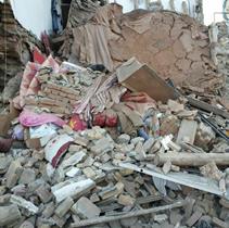 تعدادمصدومان زلزله روستای ایوق سراب به 13 نفر رسید/ یک نوزاد زنده از زیر آوار خارج شد
