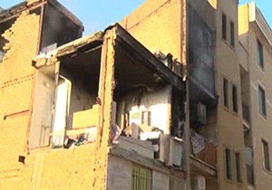 آتش سوزی در سه واحد آپارتمان در کرج + فیلم