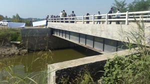 افتتاح پل رودخانه کیسم جوب در ششمین روز از هفته دولت