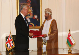 ناوهای جنگی انگلیس به موجب توافق نظامی جدید با عمان در بندر مستقر می‌شوند