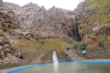 آبشار لادور خمینی شهر، منطقه ای بکر در غرب خمینی شهر