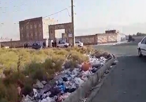 همجواری زباله‌ها با مدرسه در نظرآباد + فیلم