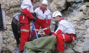 امداد رسانی به بانوی کوهنورد در کوهستان فومن