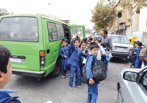 برخورد با سرویس های مدارس فاقد برچسب در کرمانشاه
