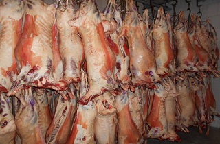 کاهش خرید گوسفند و افزایش خرید گوشت در بازار محرم+ قیمت‌ها