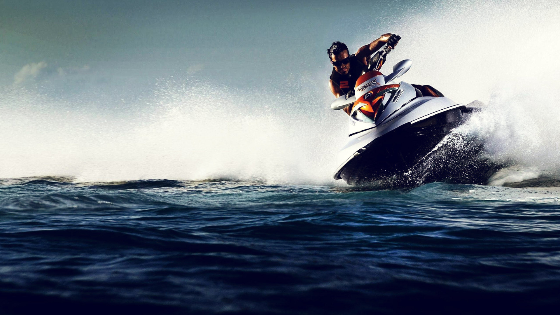 خرید Jet Ski به ارزش 820 میلیون تومان از امارات و چین