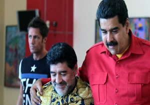 توصیه سیاسی مارادونا به مادورو + فیلم