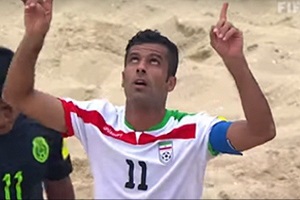 احمدزاده: موفقیت های فوتبال ساحلی ایران دست نیافتی است