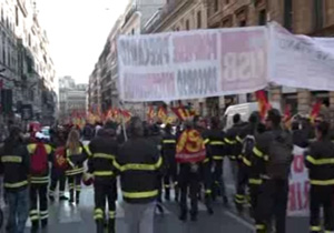 تظاهرات مردم ایتالیا علیه اتحادیه اروپا + فیلم