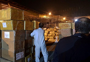 ارسال کمک‌های غذایی از اصفهان برای زلزله‌زدگان کرمانشاهی