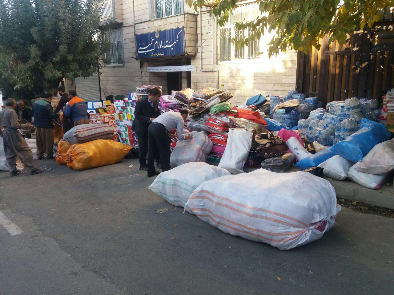 ارسال ۲۱۰ تن کالا برای زلزله زدگان کرمانشاه از سردشت