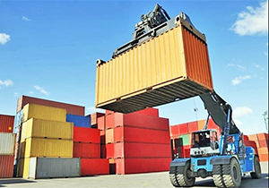 فارس دومین استان نمونه صادرات کشور/افزایش ۲۸ درصدی صادرات در استان