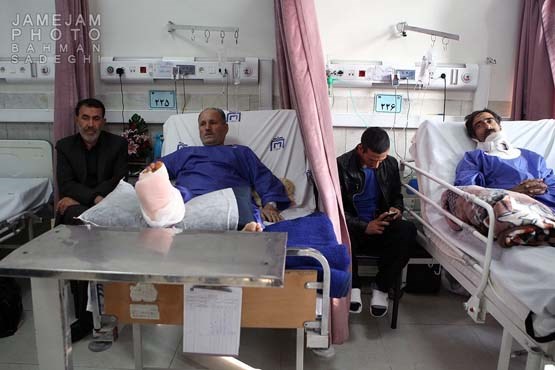 نجات معجزه آسای 6 نفر از مجروحان زلزله کرمانشاه+تصاویر