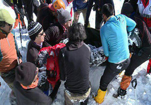 تشییع پیکر آخرین کوهنورد مشهدی در ازنا