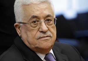 سفر محمود عباس به عربستان به تعویق افتاد