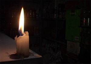 قطع برق در نخستین روز سال نو به دلیل وزش باد + فیلم