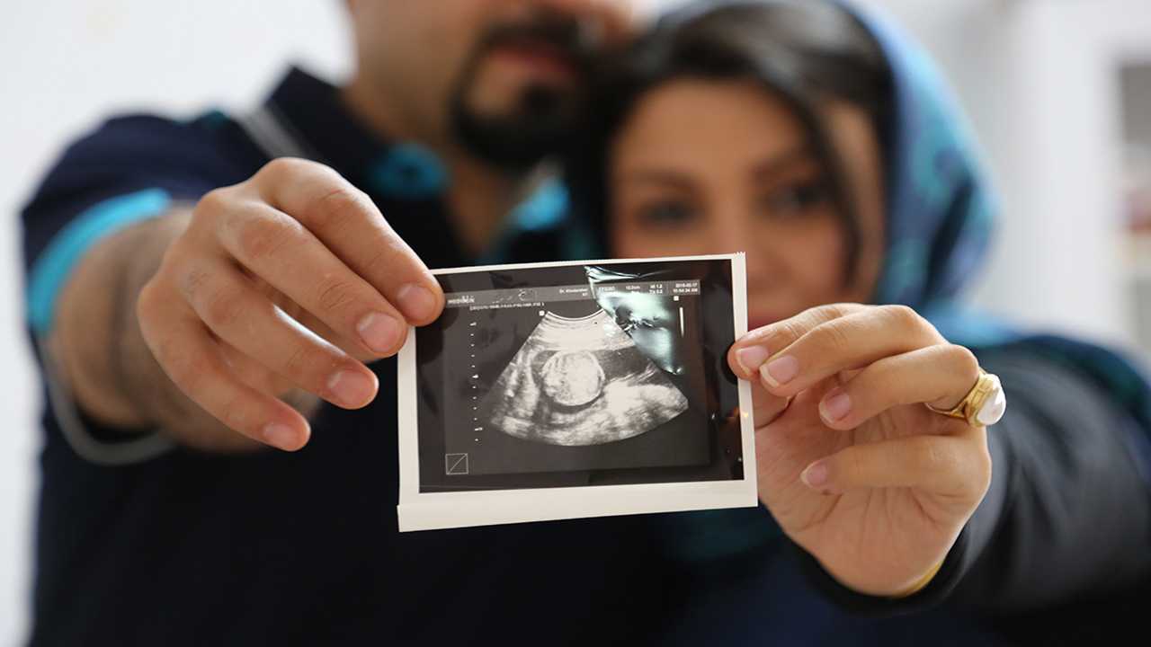کشف اختلالات کروموزومی در جنین با آزمایش های سه ماه اول بارداری
